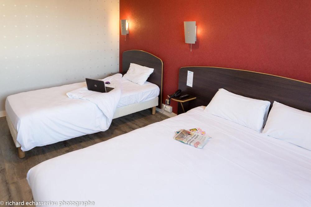 Hotel De La Vendee La Roche-sur-Yon Dış mekan fotoğraf