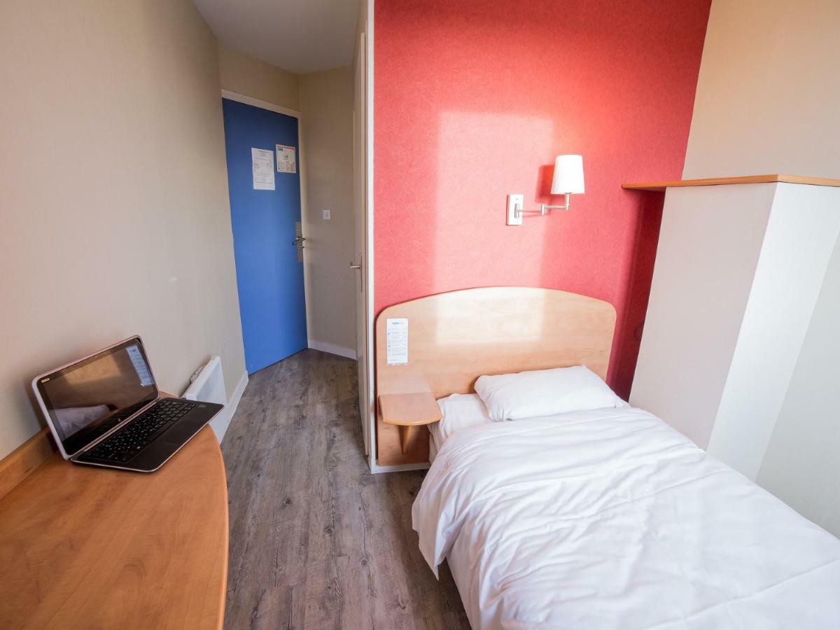 Hotel De La Vendee La Roche-sur-Yon Dış mekan fotoğraf